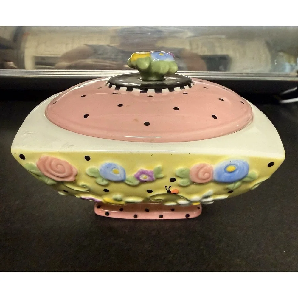 1999 Vintage Mary Englebreit Ceramic Covered Square Trinket/Candy Dish